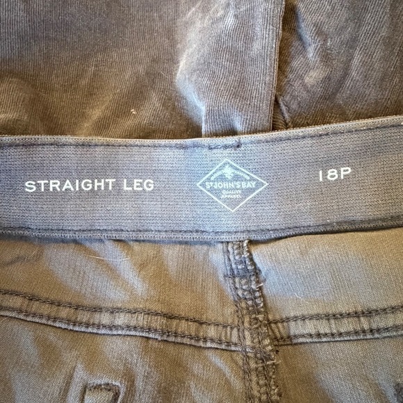 St Johns Bay Straight Leg Corduroy Pants Women's Size 18P Gray Cotton Spandex - Picture 3 of 4